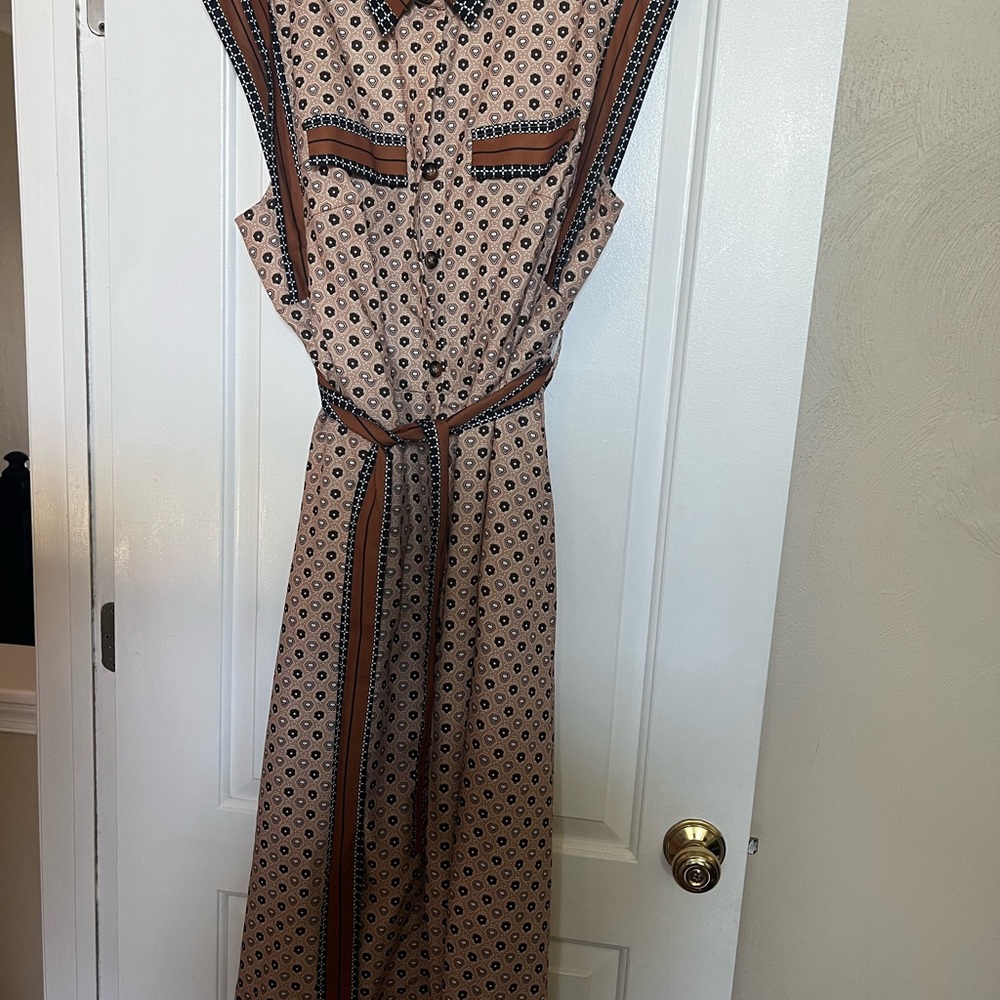 SHEIN Geometric Print Maxi Dress in Tan and Black